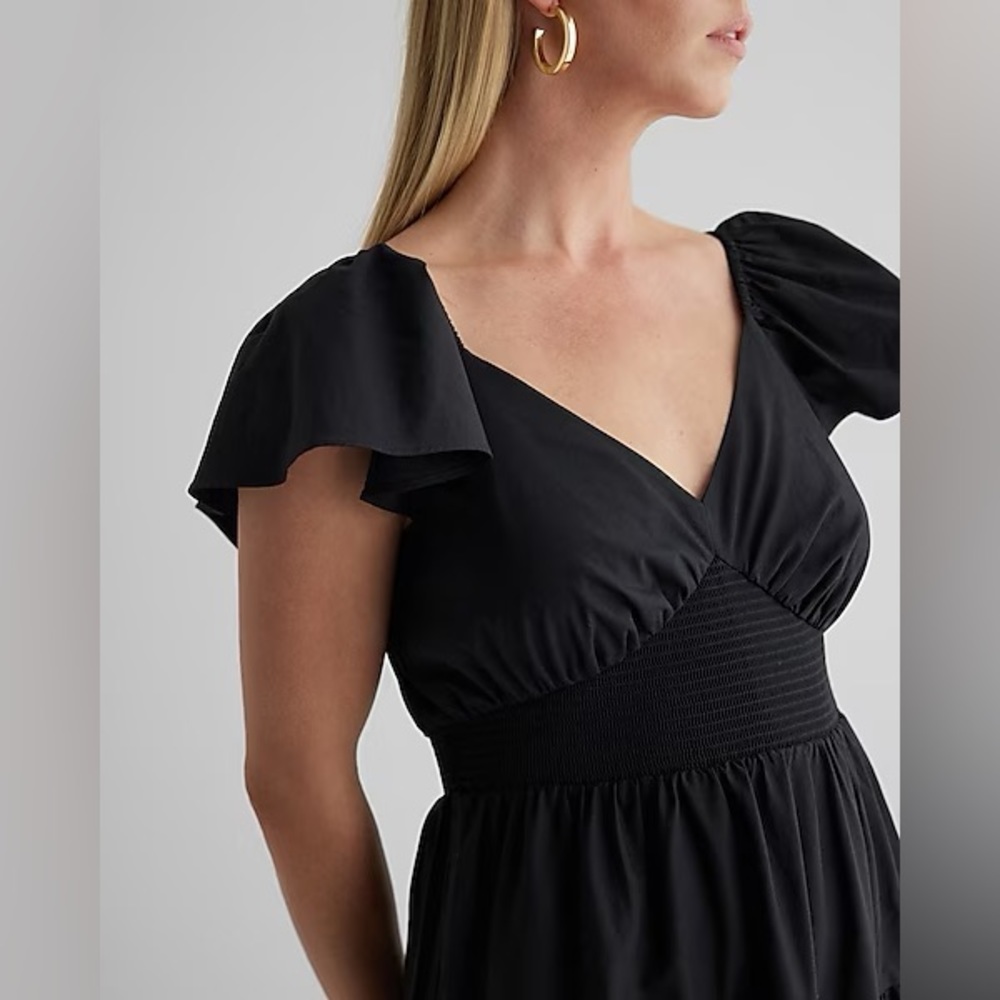 NWT Express V-Neck Flutter Sleeve Tiered Maxi Dress - Picture 2 of 6